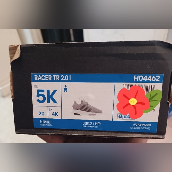 Baby adidas size 5C - Picture 1 of 3